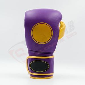 Gants de boxe en cuir véritable Design personnalisé Vente en gros de bracelets en cuir patchwork noir-couleur dorée-Gants de boxe personnalisés - Product Image 4