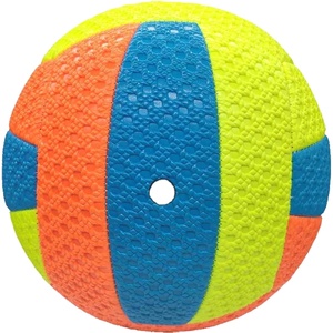 Balones deportivos innovadores y personalizados, fabricados con materiales híbridos suaves para voleibol de competición especializado. - Product Image 5