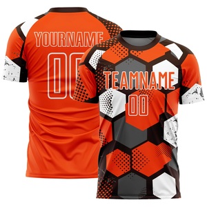 เสื้อฟุตบอลซับลิเมชั่นลายเรขาคณิตสีส้ม คอกลม แขนสั้น แห้งเร็ว สำหรับผู้ใหญ่ ราคาโรงงาน เหมาะสำหรับทีม - Product Image 2