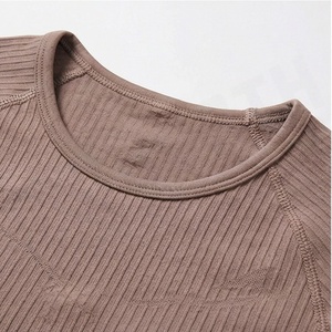 Vêtements de sport de haute qualité pour femmes, ensemble de yoga, vente en gros, meilleur fabricant, vêtements de fitness, équipement d'entraînement, vêtements de sport - Product Image 4