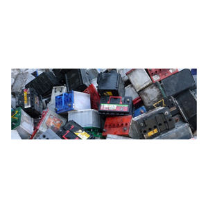 Chatarra de baterías de plomo drenadas de alta calidad, residuos de vehículos usados para extracción, recuperación y reciclaje de plomo, suministro para fábricas de fundición, 99% Pb - Product Image 2