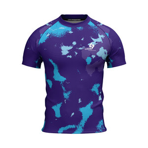 Camiseta Deportiva de Compresión con Logotipo Frontal Personalizado al por Mayor, Camiseta Deportiva Transpirable de Manga Corta para Entrenamiento y Ejercicio en el Gimnasio - Product Image 1