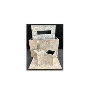 ชุดอุปกรณ์ห้องน้ำลายมุก EyeCatchy เหมาะสำหรับตกแต่งโต๊ะเครื่องแป้งอย่างโดดเด่น - Product Image 1