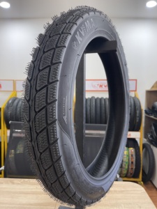 ยางในมอเตอร์ไซค์ KUMA K528 แบบมีท่อใน ยึดเกาะถนนได้ดี ทนทาน ใช้งานได้ยาวนาน เหมาะสำหรับถนนในเมืองและถนนชนบท - Product Image 3