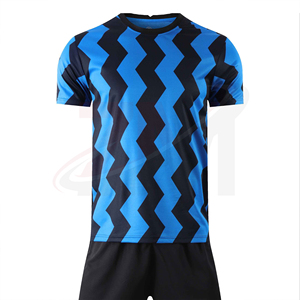 Ensemble d'uniformes de football professionnels personnalisés, maillot, short et chaussettes en sublimation pour les clubs, les équipes et les tournois - Product Image 1