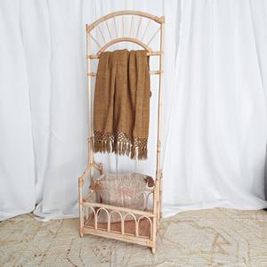 Porte-vêtements en rotin de haute qualité pour l'organisation domestique, étagère à vêtements en canne - Product Image 6