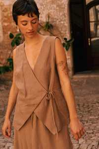 Haut cache-cœur vintage en lin pour femme, sans manches, col en V, avec liens latéraux, pour le bureau, ODM, écologique - Product Image 4
