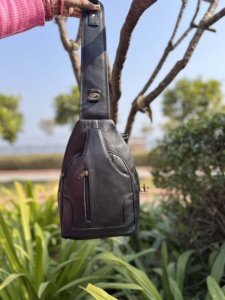 Best Seller New Arrival Stylish Unisex Genuine Leather Shoulder Travel Bag <b>Handbag</b> Multi Uses Money Bag Stylish Useful Bags - Product Image 1