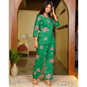 ชุดเซ็ต 2 ชิ้น เฮเลนา สำหรับผู้หญิง ผ้าคอร์ดูรอยสีเขียวลำลอง แขนยาว ความยาวระดับข้อเท้า เอวต่ำ ไซส์ XS เนื้อผ้านุ่มสบาย เหมาะสำหรับฤดูร้อน - Product Image 4