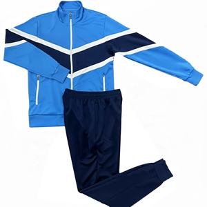 Conjunto de Camiseta y Pantalones Cortos de Fútbol Sublimados Personalizados OEM, Colores Personalizados, Secado Rápido, Cuello Alto, Logotipo Personalizado, Tela de Poliéster/Nailon - Product Image 4