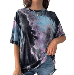 T-shirt en toile à col rond pour femme, motif tie-dye, manches courtes, broderie vintage, délavage acide, respirant, vente en gros - Product Image 1