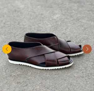 Sandalias de cuero hechas a mano para hombre, color negro, elegantes, a precio de mayorista y con MOQ bajo, sandalias hechas a mano de la mejor calidad. - Product Image 6