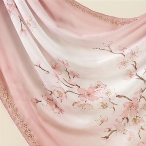 Pañuelo Hijab de Chifón Personalizado Brillante con Cadena y Pedrería, Suave y Liso para Mujer Musulmana - Product Image 3