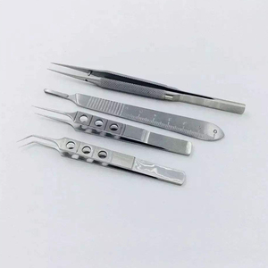 Pinzas Oftálmicas Reutilizables y Atraumáticas con Mordazas Ultra Suaves que Garantizan un Mínimo Trauma Tisular Durante la Microcirugía Delicada - Product Image 1