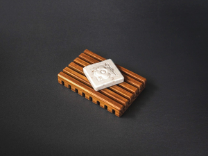 Jabonera de Madera Estilo Rústico para Baño |   Jabonera de Madera Ecológica Hecha a Mano con Orificios de Drenaje - Product Image 3