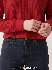 T-shirt court Henley en waffle OEM pour femme, style streetwear, avec boutons - Product Image 5