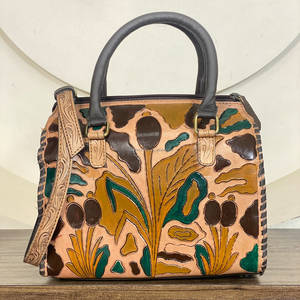 Western Cowhide Genuine Leather Weekender <b>Overnight</b> <b>Bag</b> Unisex Hand Tooled Leather Travel Tote Duffel <b>Bags</b> for <b>Men</b> & Women's - Product Image 5