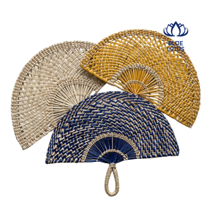 Custom Seagrass Hand Fan Handmade Natural Fiber Fan for Wedding Party Souvenir <b>Gift</b> - Product Image 1