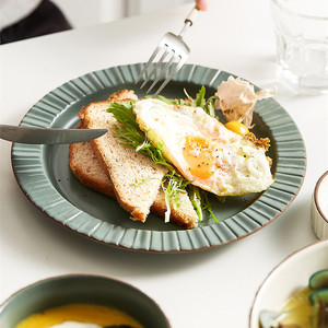 Châu Âu nhà hàng dinnerwares <span class=keywords><strong>Set</strong></span> nổi màu xanh lá cây trắng sứ gốm tấm và bát sang trọng Bộ đồ ăn thiết lập - Product Image 6