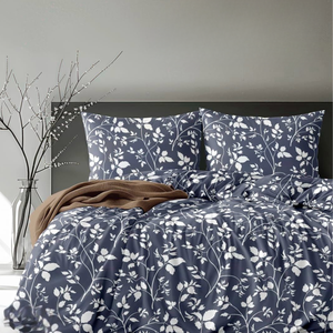 Sábana Moderna de Lujo IBIZA con Estampado Floral Botánico en Azul Acero |   Tela de Algodón Glaseado de Primera Calidad |   Sábana tamaño King - Product Image 1