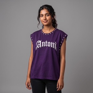 Débardeur Noir Sans Manches Homme Femme avec Rivets et Clous, Col et Emmanchures Décorés, Imprimé Graphique Gothique, en Coton, Style Streetwear Punk, T-shirt Musculaire Personnalisé OEM - Product Image 5