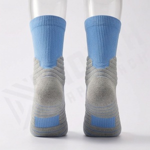 Blue Crew Athletic <b>Socks</b> With Geometric Pattern Breathable Spandex <b>Polyester</b> Basketball Sports <b>Socks</b> For Adults Summer - Product Image 2