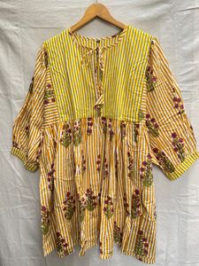 Vestido largo maxi de algodón para mujer de la mejor calidad, suave, transpirable, para uso diario, a la venta desde India. - Product Image 4