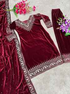 BLOSSOM FABRIC - Dupatta de Diseño Tradicional Indio para Mujer, Completamente Cosida, con Bordado Pesado en Terciopelo en la Parte Inferior - Product Image 5