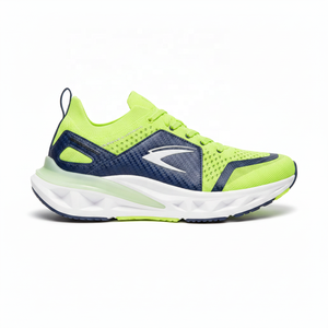 Zapatillas Deportivas Personalizadas para Hombre con Parte Superior de Malla y Suela de PVC - Product Image 1