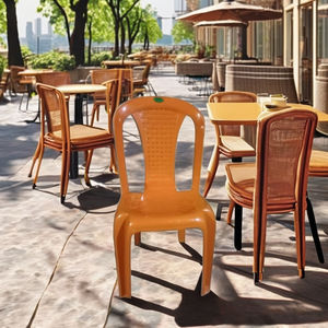 Chaises de salle à manger en plastique sans bras, modernes, durables et minimalistes, empilables et personnalisables pour la maison, l'hôtel et l'école. - Product Image 4