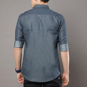 Camisa vaquera vintage gris con lavado ácido, elástica, con bolsillo en el pecho, corte ajustado, manga larga, abotonada, estilo abierto, transpirable - Product Image 2