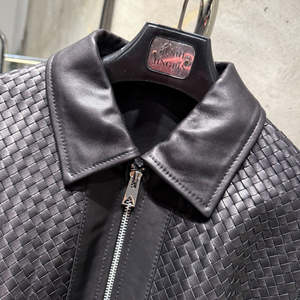 Chaqueta de Cuero Negra Tejida a Mano, Abrigos de Cuero Genuino de Oveja, Chaqueta de Cuero Extra Grande para Mujer - Product Image 2