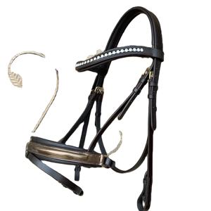 Bride en cuir pour cheval plié - Product Image 1