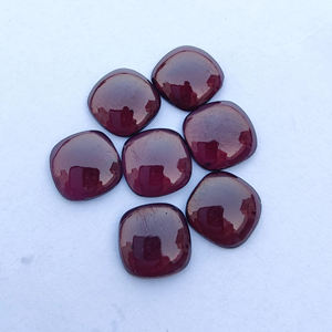 พลอยโกเมนธรรมชาติทรงสี่เหลี่ยมเจียรแบบคูชั่น เกรด AAA+ แบบคาโบชอง  แบบหลวม  ด้านหลังแบน  มีทุกขนาด - Product Image 1