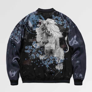 Veste Sukajan de qualité supérieure, brodée, en tissu satiné confortable, pour un style streetwear moderne. - Product Image 3