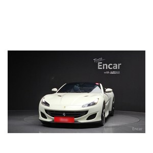 Ferrari Portofino 3.9 V8 Julio 2018 44,204 km Volante a la Izquierda Asientos de Cuero Emisión Euro V Caja de Cambios Semiautomática 4 Plazas - Product Image 3