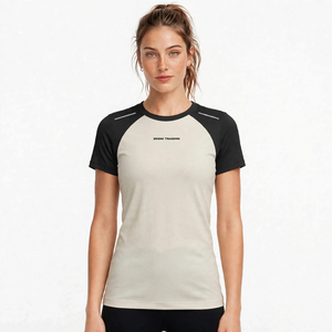 Camiseta Deportiva de Manga Corta Ajustada para Mujer, de Secado Rápido, Spandex/Nylon, Transpirable, Ligera, Ecológica, con Logotipo Estampado en la Parte Delantera - Product Image 1