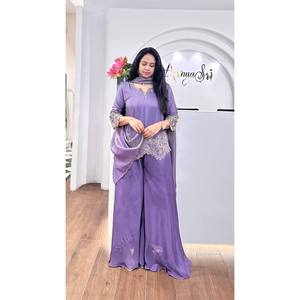 Conjunto de diseñador de blusa y pantalón de gasa de manga larga con dupatta y bordado pesado con lentejuelas - Product Image 5