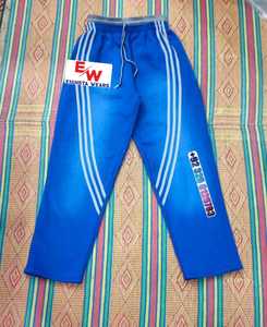 Pantalones de chándal acampanados negros personalizados para hombre, estilo casual, oversize, de lona, de pierna ancha, holgados, apilados, tallas grandes - Product Image 3