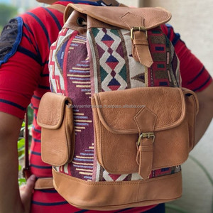 Sacs à dos en cuir véritable Jacquard Kilim, faits à la main Sac à dos en cuir vintage de style occidental Sacs à dos unisexes uniques de style bohème rustique - Product Image 3