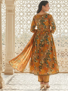 <b>Women</b> Traditional Floral Printed Cotton Empire Anarkali Shape V-neck Knee-Length <b>Kurta</b> with Trousers & Dupatta Diwali Party Wear - Product Image 6