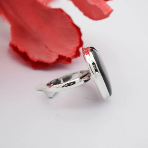 Bague en onyx noir en forme de cœur, argent sterling 925, bague en pierre précieuse faite à la main, bijoux romantiques - Product Image 4