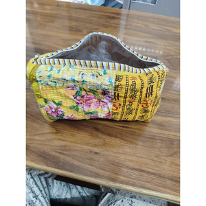 Vintage Patchwork Cotton Cosmetic Bag Small Zipper Closure Portable Multicolor Floral Patterned Pouch gift - Product Image 1