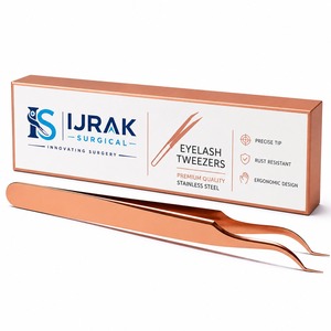 Pinzas Curvas Profesionales de Oro Rosa para Extensiones de Pestañas de Volumen, Aplicación Precisa y Uso en Salones de Belleza - Product Image 4