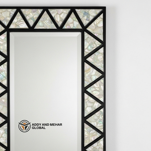 Espejo de Pared Rectangular de Lujo con Incrustaciones de Madreperla, Espejo Decorativo Hecho a Mano con Incrustaciones de Conchas y Marco Geométrico Negro - Product Image 2