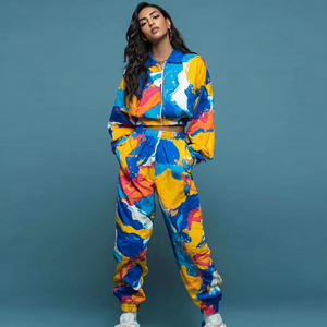 Conjunto Deportivo de Poliéster Ajustado para Mujer, Chaqueta con Cierre y Sublimación, Pantalones con Cuello Alto y Sublimación, Pantalones Estampados - Product Image 2