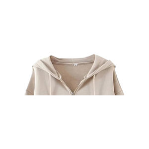 Robe Sweatshirt Décontractée d'Hiver Personnalisée pour Femme en Coton/Fibre de Bambou, Écologique, Respirante, Coupe-Vent, à Capuche Gaufrée - Product Image 4