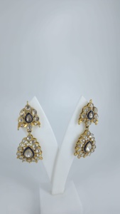 Pendientes Elegantes de Plata 925 con Baño de Oro y Cristal en Forma de Flor, Joyería Premium para Fiestas, Marca Royal Bridal - Product Image 6