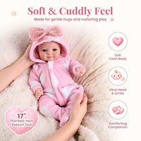 Poupées Reborn Fille Babeside 17 Pouces Colin Nouveau Produit Corps en Vinyle et Tissu Réaliste Grenouillère Rose Cœur en Peluche Personnalisée Vente en Gros