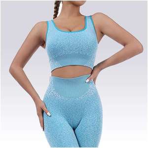 Ensembles de yoga pour femmes : Leggings de sport noirs taille haute pour adolescentes et jeunes femmes, avec soutien-gorge de sport, sublimation, collection été, fabriqués au Pakistan - Product Image 1